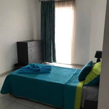 Ocean Pearl No4 Apartment St. Paul's Bay